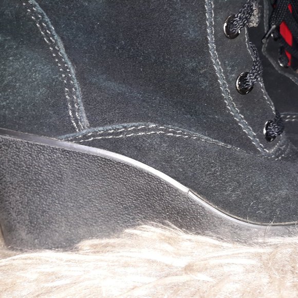 ((Listing#93)) Sporto Leather Waterproof Boots - Picture 2 of 11